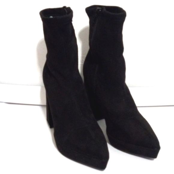 BAMBOO BLACK FAUX SUEDE PLATFORM STACK HEEL ANKLE BOOTS SIZE 7 NWT - Picture 2 of 7